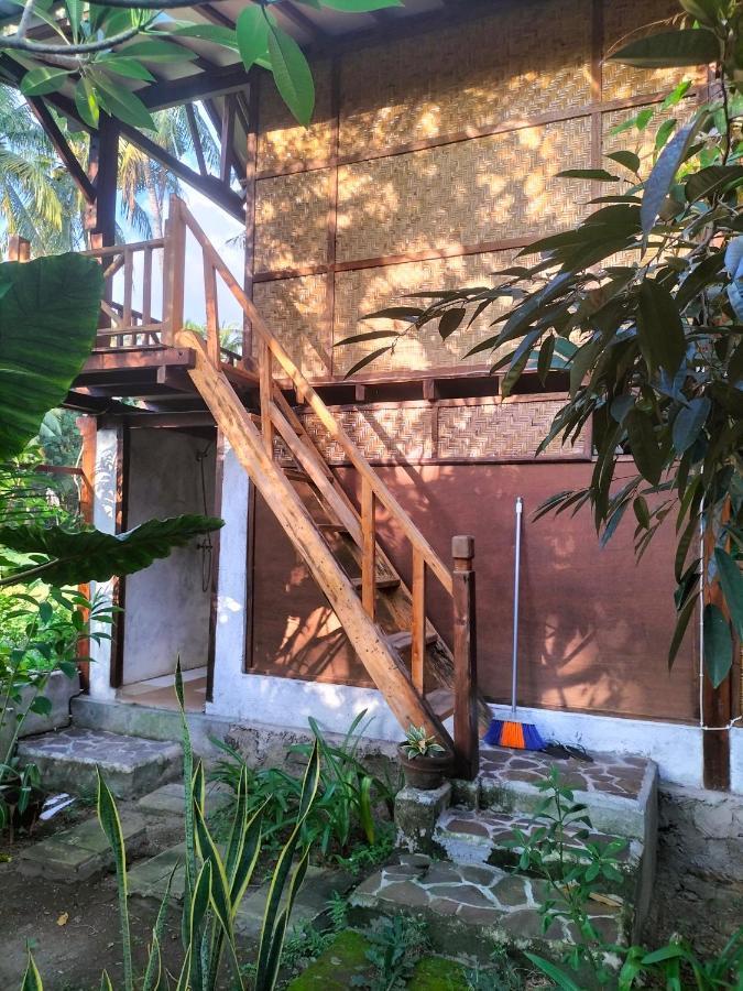 Bale Jukung Bed & Breakfast Tanjung  Екстериор снимка